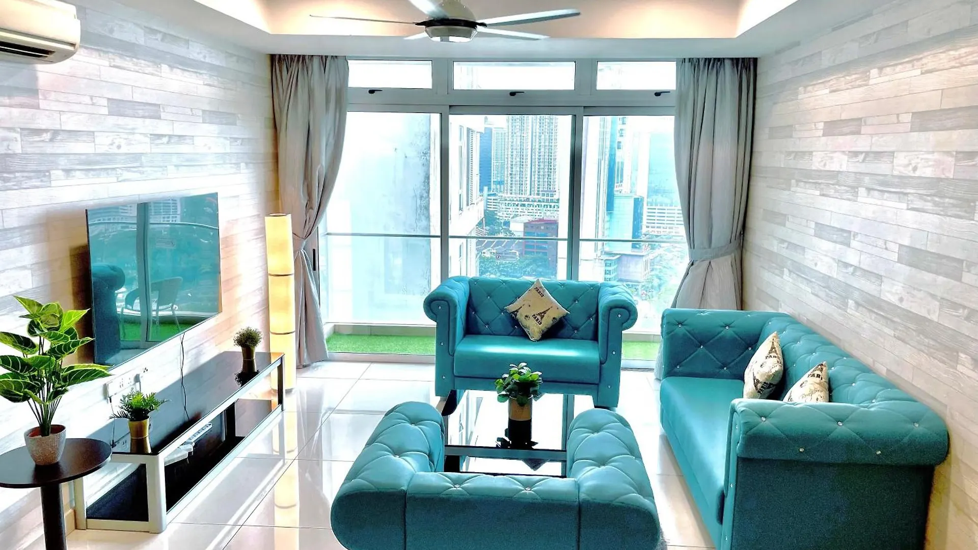 Apartment Ksl Citymall 11-13Pax 3B3B Privatelift-Smarttv 70Inch-Netflix Johor Bahru